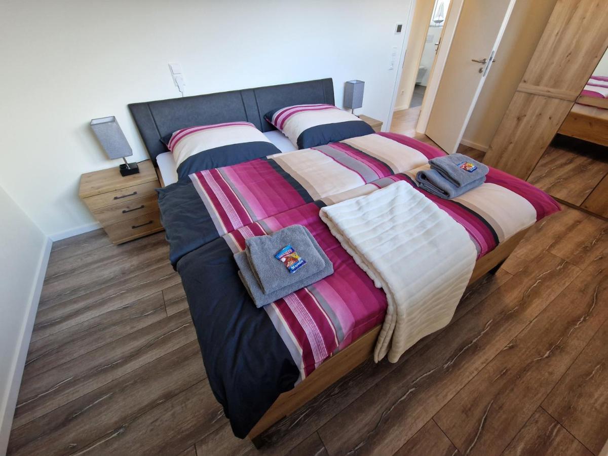 Apartment Nahe Meyer Werft In Ostfriesland Mit Kueche & Netflix Westoverledingen Kültér fotó
